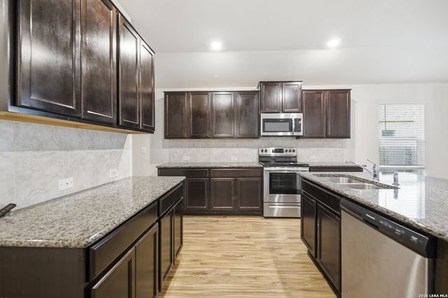 7439 Hercules Point, San Antonio, TX 78252