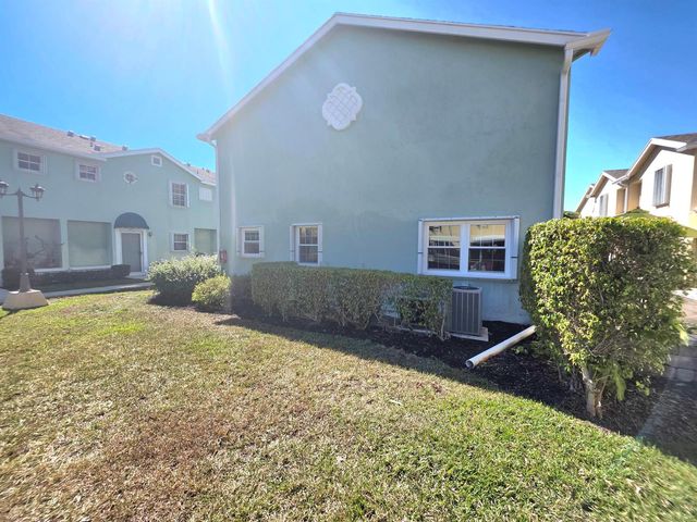 311 Waterside Drive 9c, Hypoluxo, FL 33462
