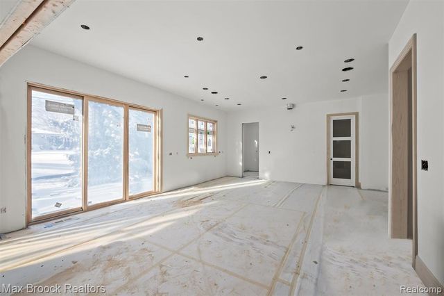 3627 Middlebury Lane, Bloomfield Hills, MI 48301