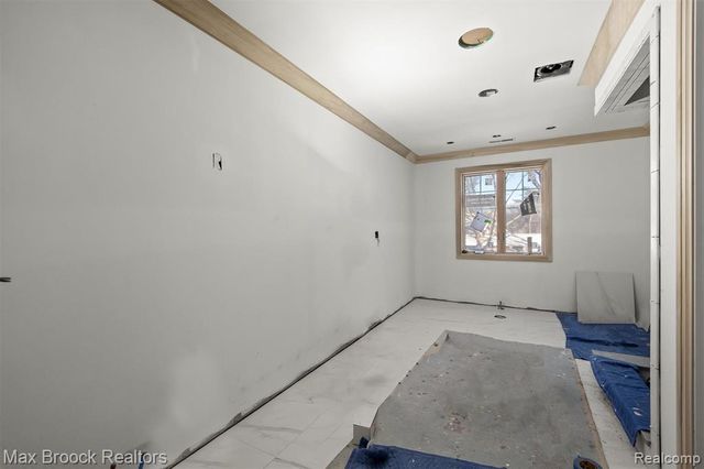 3627 Middlebury Lane, Bloomfield Hills, MI 48301