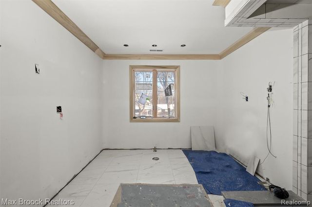 3627 Middlebury Lane, Bloomfield Hills, MI 48301