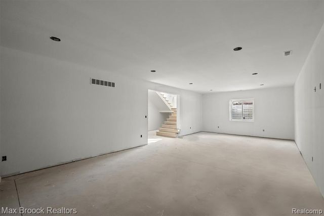 3627 Middlebury Lane, Bloomfield Hills, MI 48301