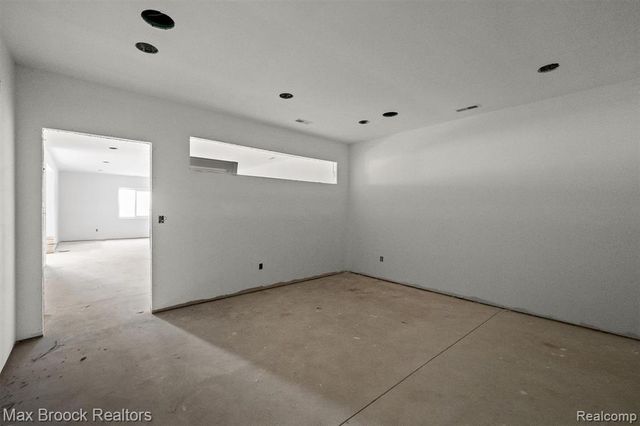 3627 Middlebury Lane, Bloomfield Hills, MI 48301