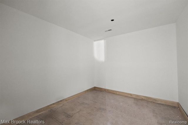 3627 Middlebury Lane, Bloomfield Hills, MI 48301