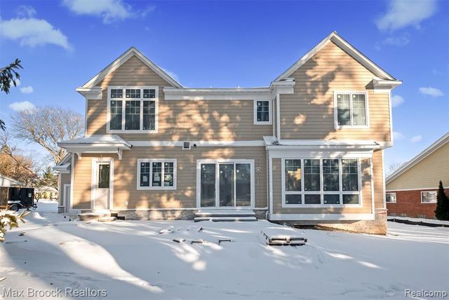 3627 Middlebury Lane, Bloomfield Hills, MI 48301