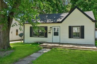 1508 E 30th Street, Des Moines, IA 50317