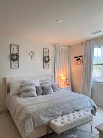 16032 Sunny Court, Fontana, CA 92336