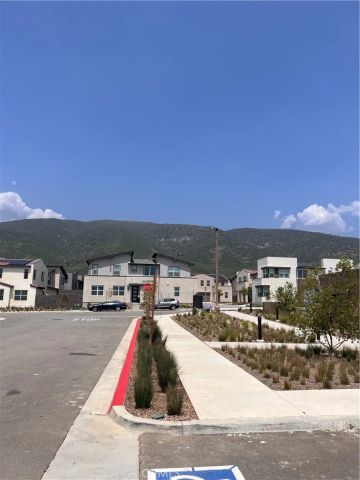 16032 Sunny Court, Fontana, CA 92336