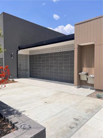 16032 Sunny Court, Fontana, CA 92336