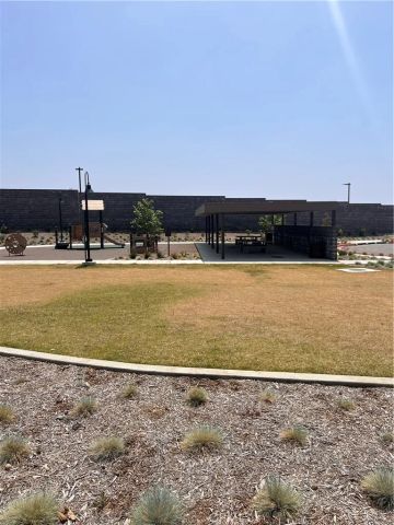 16032 Sunny Court, Fontana, CA 92336