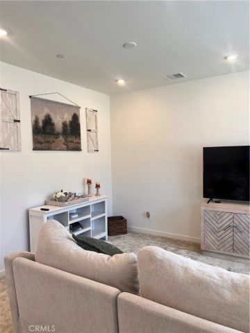 16032 Sunny Court, Fontana, CA 92336