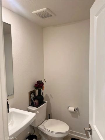 16032 Sunny Court, Fontana, CA 92336