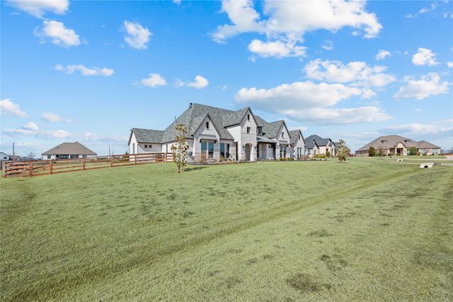 516 Westcreek Lane, Northlake, TX 76226