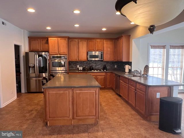 45 HEMPSTEAD DR, Newark, DE 19702