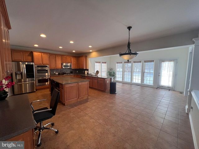 45 HEMPSTEAD DR, Newark, DE 19702