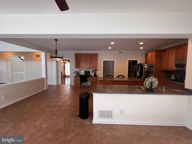 45 HEMPSTEAD DR, Newark, DE 19702