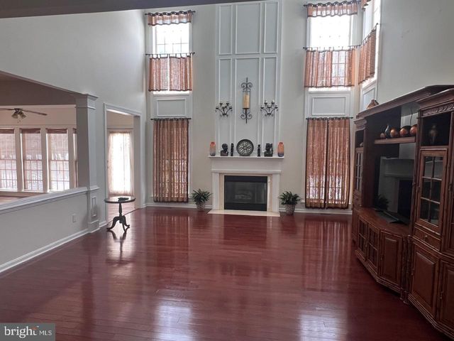 45 HEMPSTEAD DR, Newark, DE 19702