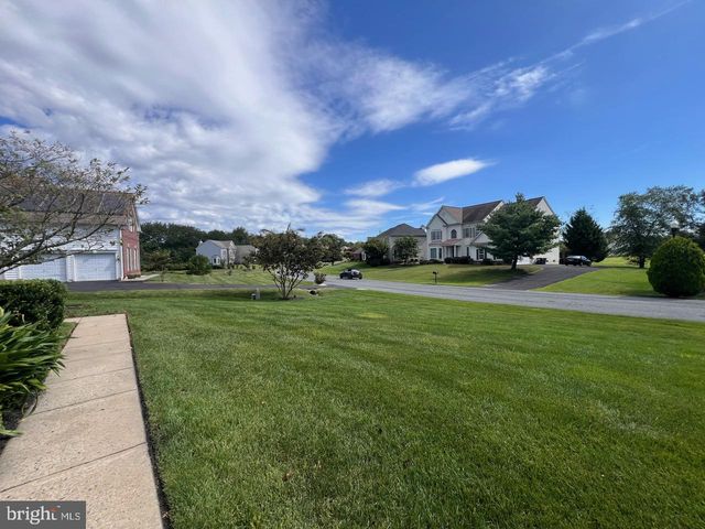 45 HEMPSTEAD DR, Newark, DE 19702