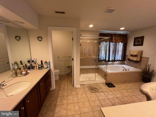 45 HEMPSTEAD DR, Newark, DE 19702