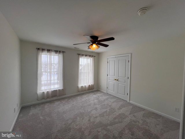 45 HEMPSTEAD DR, Newark, DE 19702