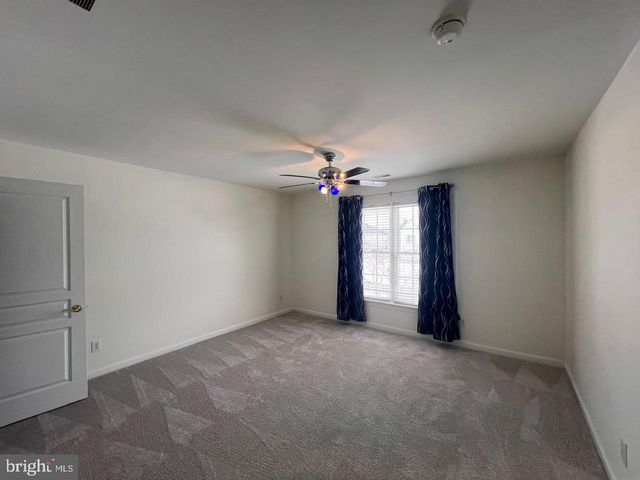 45 HEMPSTEAD DR, Newark, DE 19702