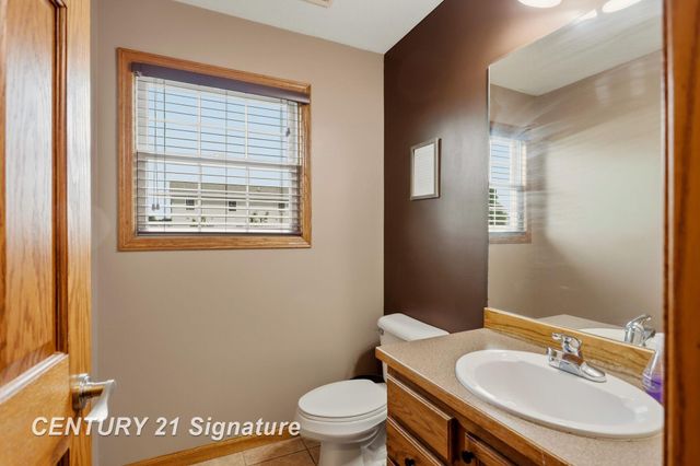 2207 Satkowiak Drive, Bay City, MI 48706