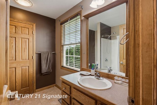 2207 Satkowiak Drive, Bay City, MI 48706