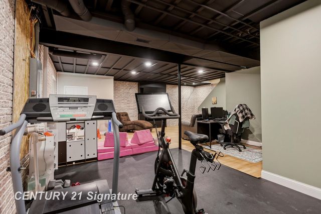 2207 Satkowiak Drive, Bay City, MI 48706