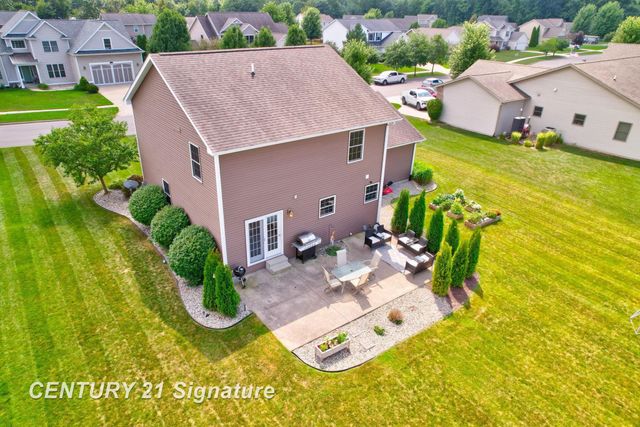 2207 Satkowiak Drive, Bay City, MI 48706
