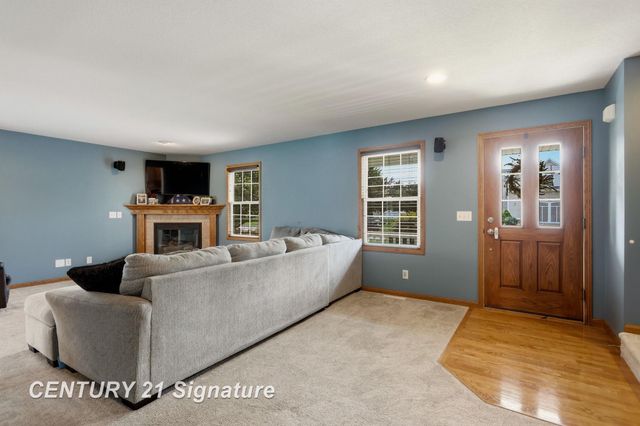 2207 Satkowiak Drive, Bay City, MI 48706