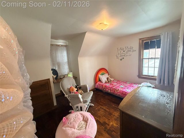 2122 Cedar Street, Delhi Charter Township, MI 48842