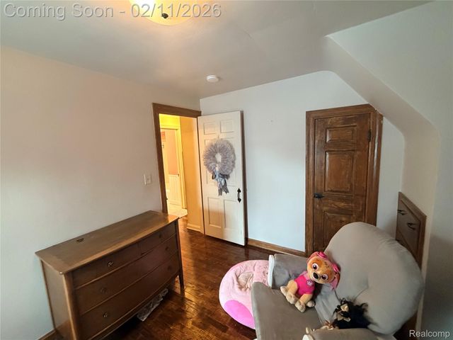 2122 Cedar Street, Delhi Charter Township, MI 48842