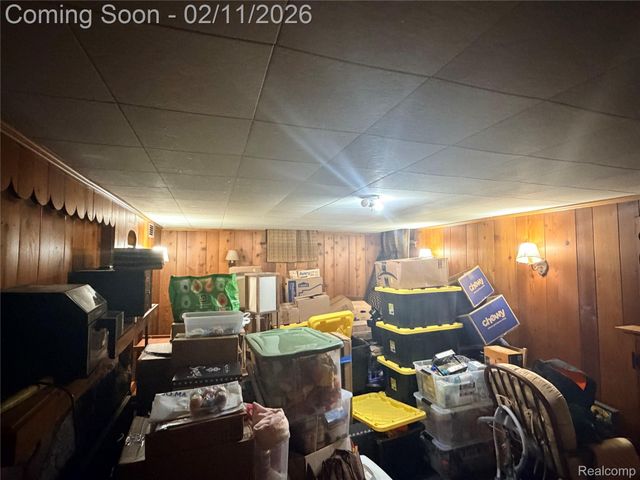 2122 Cedar Street, Delhi Charter Township, MI 48842