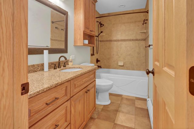 1381 Woodhill Drive, Woodbury, MN 55125