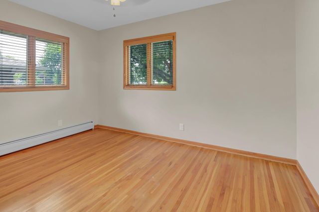 1381 Woodhill Drive, Woodbury, MN 55125