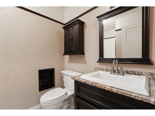 17151 WALL St, Lake Oswego, OR 97034