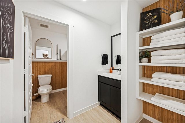 3223 Derry Hill Drive, Fulshear, TX 77441