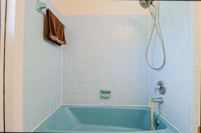 1329 NW 84th Drive NW, Coral Springs, FL 33071