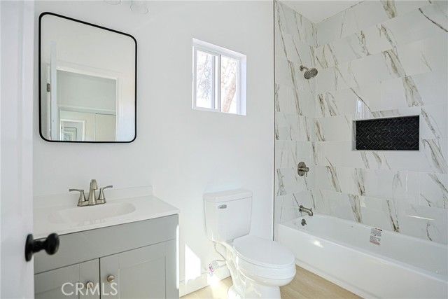 1641 E 50th, Los Angeles, CA 90011