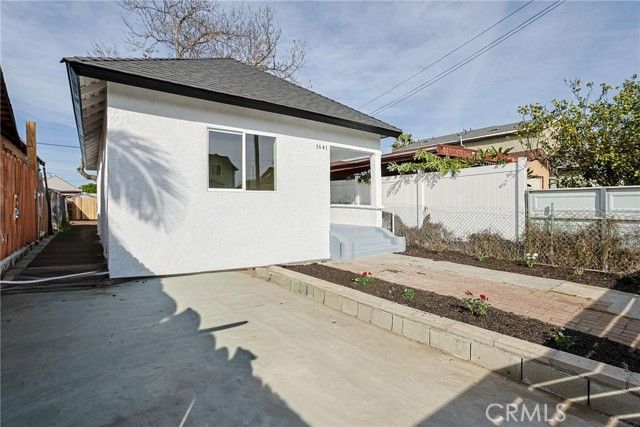 1641 E 50th, Los Angeles, CA 90011