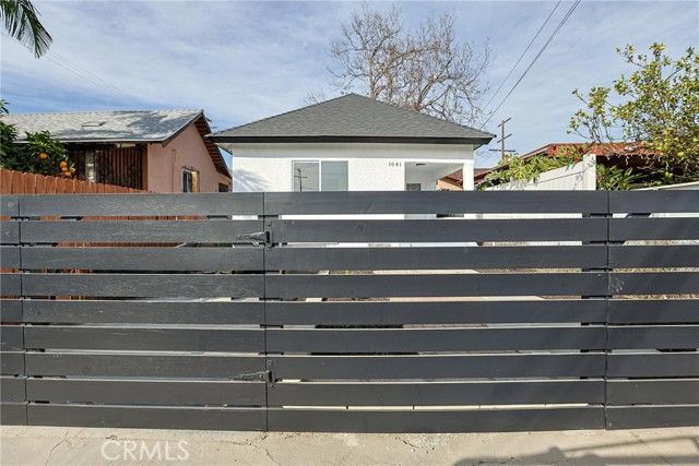 1641 E 50th, Los Angeles, CA 90011