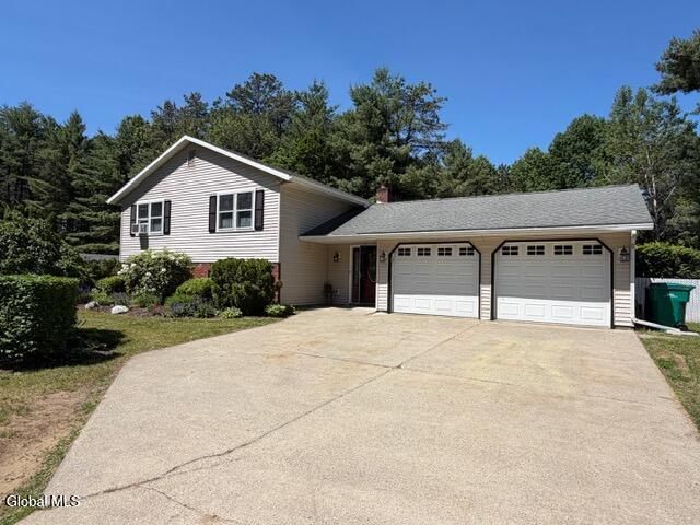 1 Ferriss Drive, Queensbury, NY 12804