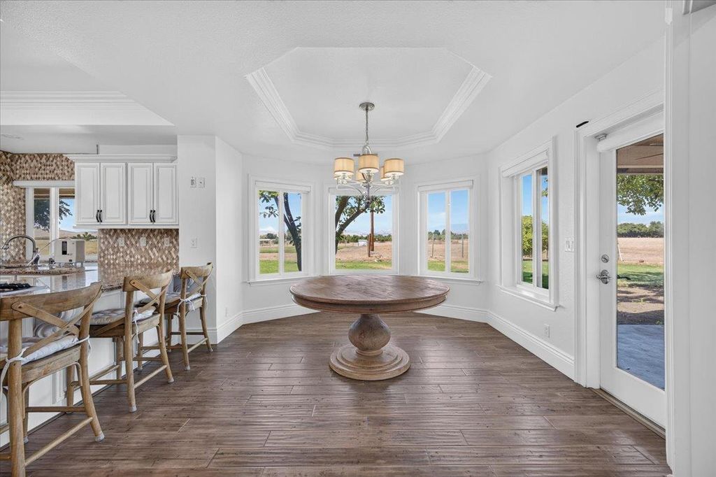 Image 26 of property listing at 12228 Tollhouse Road, Clovis, CA 93619