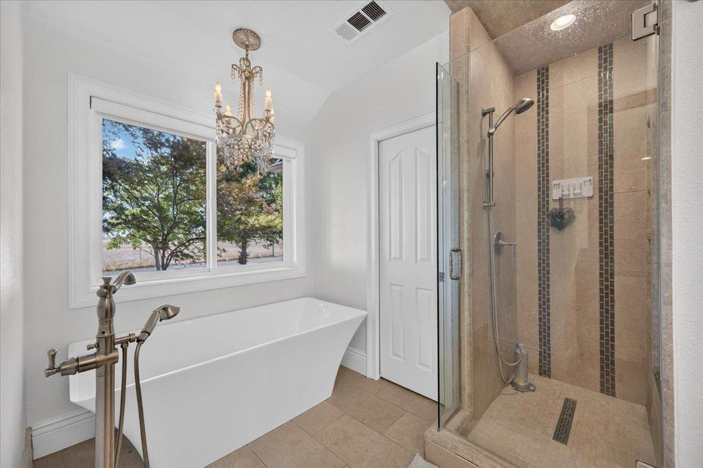 Image 40 of property listing at 12228 Tollhouse Road, Clovis, CA 93619