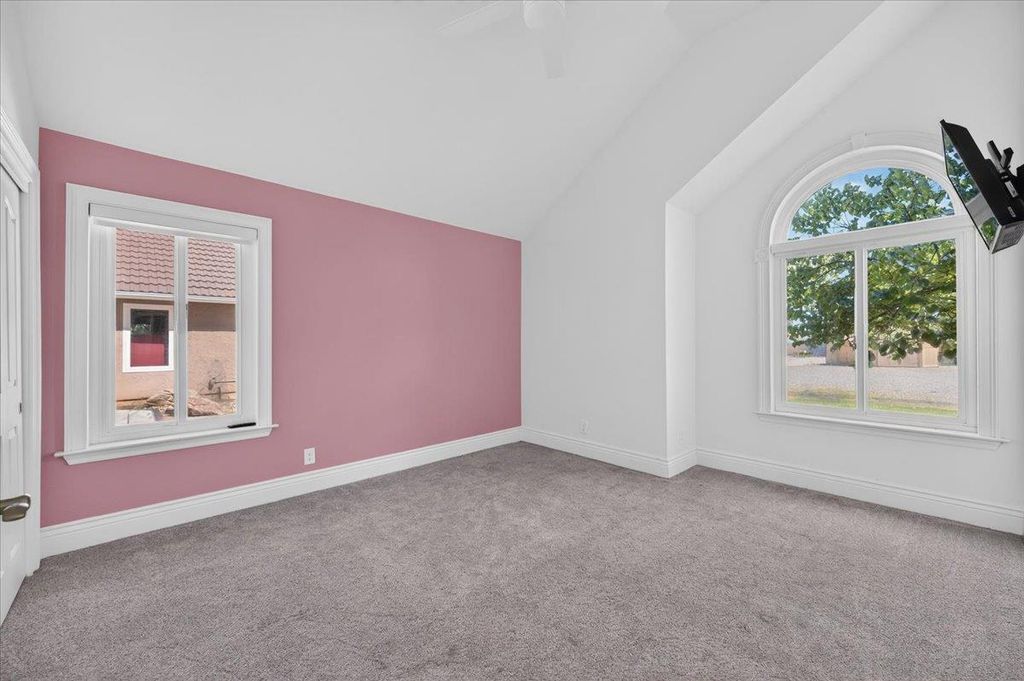 Image 43 of property listing at 12228 Tollhouse Road, Clovis, CA 93619