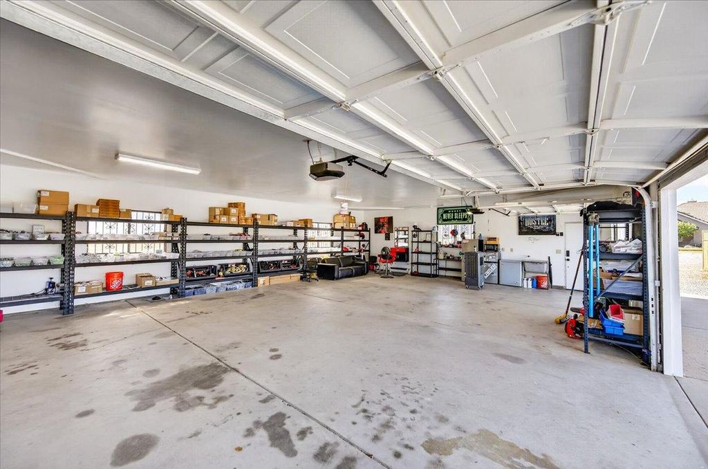 Image 66 of property listing at 12228 Tollhouse Road, Clovis, CA 93619