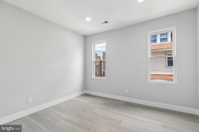 6506 N PARK AVE, Philadelphia, PA 19126