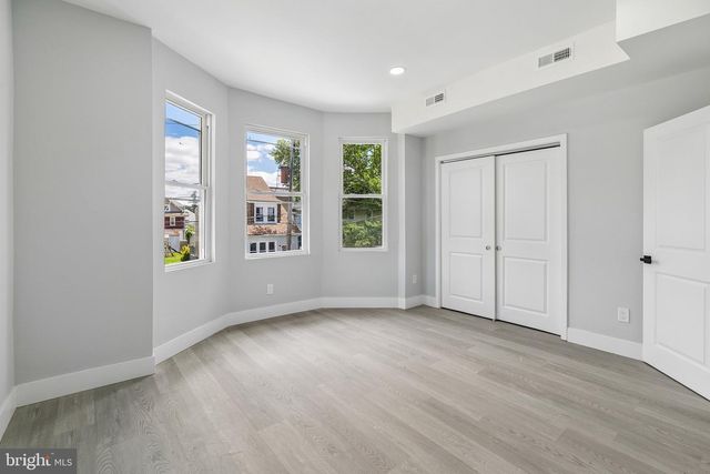 6506 N PARK AVE, Philadelphia, PA 19126