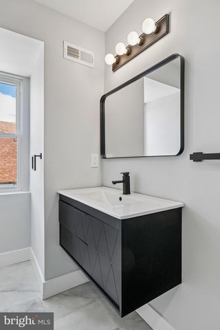 6506 N PARK AVE, Philadelphia, PA 19126