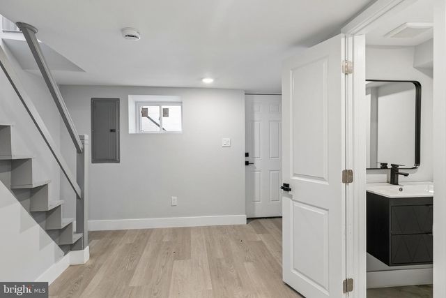 6506 N PARK AVE, Philadelphia, PA 19126